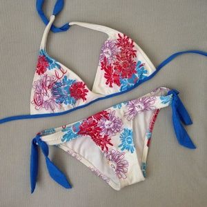 o'neill bikini - TOP ONLY